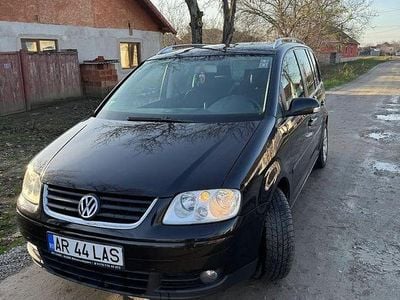 Culoarenegru Second-hand 2006 VW Touran Trendline Monovolum | 2.550 EUR (Preț OK)