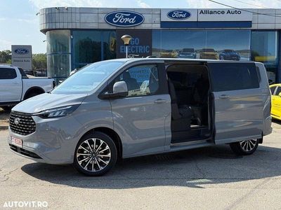 Culoaregri Nouă 2025 Ford Tourneo Titanium Van | 59.895 EUR