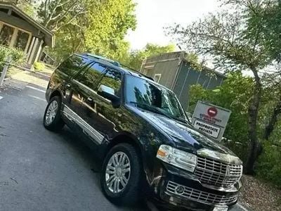 Second-hand Lincoln Navigator 310 CP (228 kW) 2010 Negru SUV