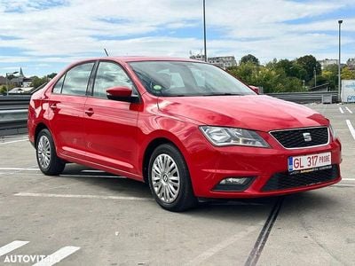 Second-hand Seat Toledo Style 115 CP (84 kW) 2015 Culoarerosu Hatchback