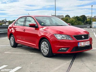 Second-hand Seat Toledo Style 115 CP (84 kW) 2015 Culoarerosu Hatchback