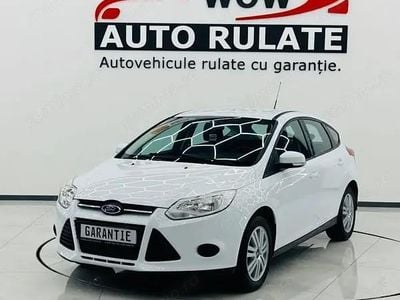 Culoarealb Utilizat 2012 Ford Focus Champions Edition Hatchback | 5.490 EUR (Puțin scump)