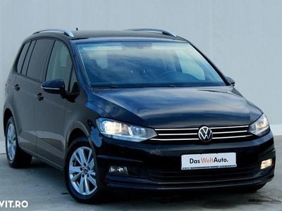 Culoarenegru Second-hand 2020 VW Touran Comfortline Monovolum | 19.490 EUR (Puțin scump)