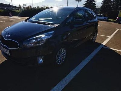 Negru Utilizat 2014 Kia Carens Edition 7 Monovolum | 7.300 EUR