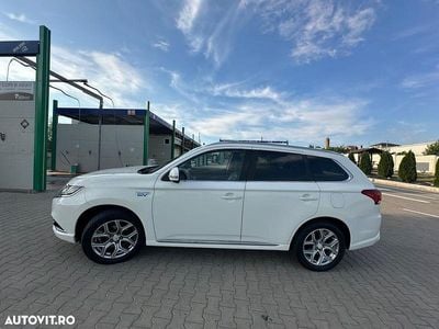 Mitsubishi Outlander P-HEV