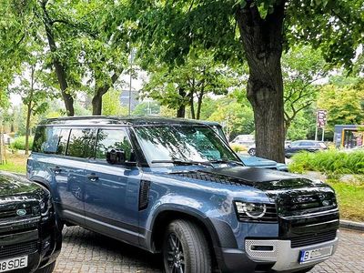 Second-hand Land Rover Defender 240 CP (176 kW) 2020 Culoarealbastru SUV