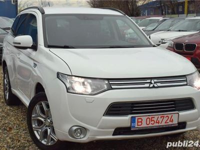 second-hand Mitsubishi Outlander P-HEV 2.0 4WD