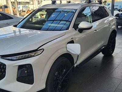 Nouă Audi Q3 Design 272 CP (200 kW) 2025 Culoarealb SUV