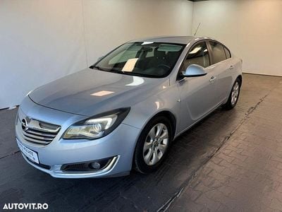 Second-hand Opel Insignia Cosmo 140 CP (102 kW) 2014 Albastru Berlinǎ