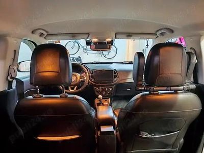 Gri Second-hand 2019 Jeep Compass SUV | 11.000 EUR