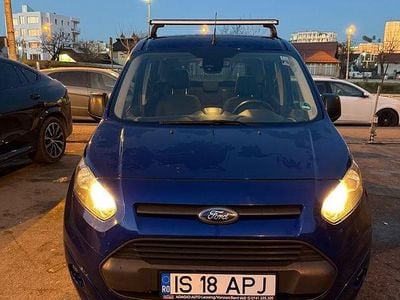 Second-hand Ford Tourneo Connect 115 CP (84 kW) 2014 Culoarealbastru Monovolum