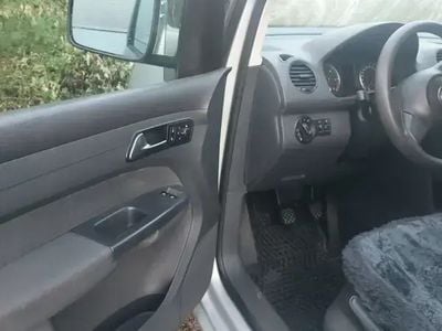 VW Caddy