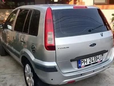 Utilizat 2006 Ford Fusion Hatchback | 2.100 EUR