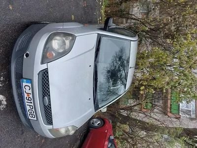 Second-hand Ford Fiesta 75 CP (55 kW) 2007 Gri Berlinǎ