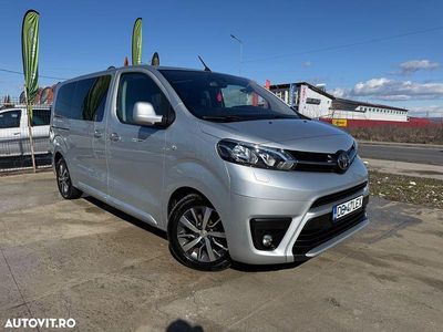 Second-hand Toyota Proace Verso Executive 150 CP (110 kW) 2018 Culoareargint Berlinǎ