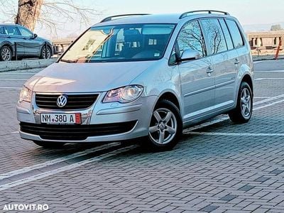 Culoaregri Second-hand 2009 VW Touran R-line Edition Monovolum | 4.250 EUR (Preț OK)
