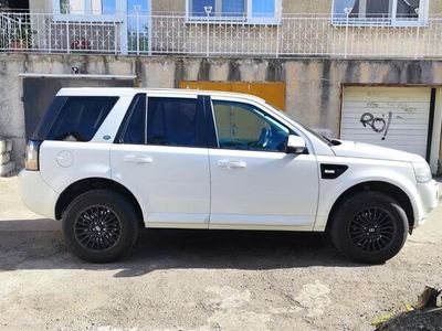 second-hand Land Rover Freelander 2 2.2L SD4 SE