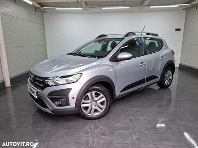 Second-hand Dacia Sandero Comfort 90 CP (66 kW) 2022 Culoaregri