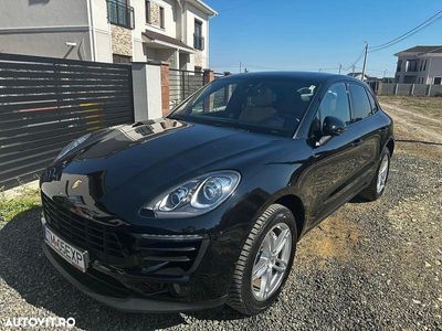 Porsche Macan S