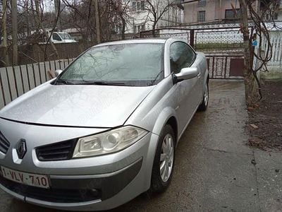 Second-hand Renault Mégane II 99 CP (72 kW) 2006 Argintiu Cabrio