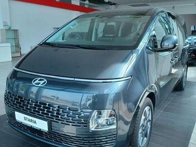 Nouă Hyundai Staria 215 CP (158 kW) 2025 Culoaregri Monovolum