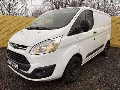 Alb Utilizat 2018 Ford Transit Custom Berlinǎ | 8.450 EUR (Super Preț)