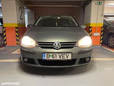 second-hand VW Golf V 