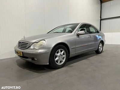 Mercedes C180