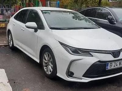 Second-hand Toyota Corolla Hybrid Business Edition 140 CP (102 kW) 2023 Alb Berlinǎ