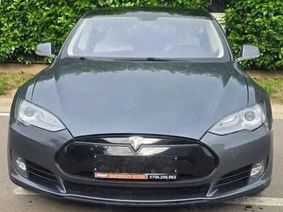 Second-hand Tesla Model S 50 kW (69 CP) 2014 Hatchback
