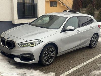 Culoareargint Utilizat 2021 BMW 120 Sport Line Hatchback | 24.999 EUR (Scump)