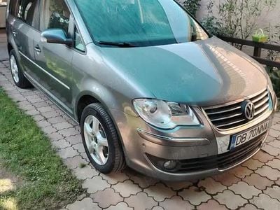 Second-hand 2007 VW Touran Monovolum | 4.550 EUR (Puțin scump)