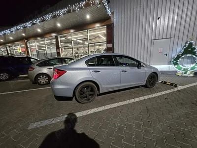 Second-hand Honda Civic 141 CP (103 kW) 2015 Gri Berlinǎ