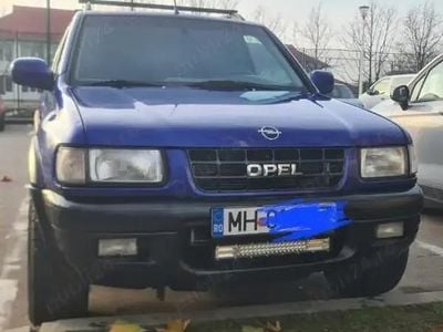 Albastru Utilizat 2000 Opel Frontera SUV | 3.300 EUR