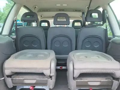 VW Sharan