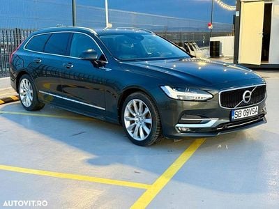 Second-hand Volvo V90 Momentum 150 CP (110 kW) 2019 Culoaregri Break