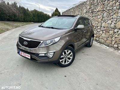Second-hand Kia Sportage DREAM-TEAM Edition 115 CP (84 kW) 2016 Culoaremaro SUV