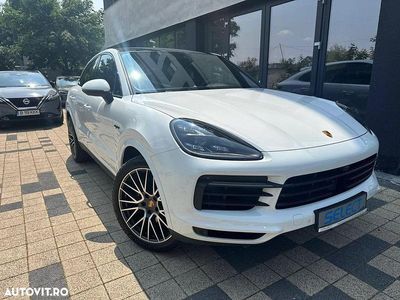 Culoarealb Utilizat 2021 Porsche Cayenne Coupe Coupe | 69.899 EUR