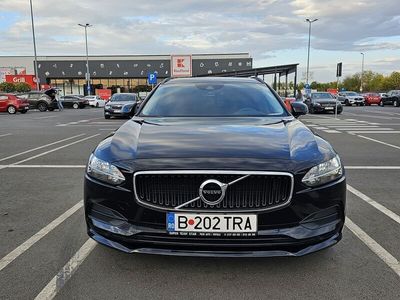 second-hand Volvo V90 D4 Momentum 2018 · 245 000 km · 1 969 cm3 · Diesel