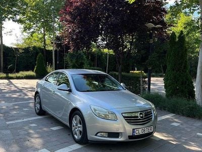 Second-hand Opel Insignia 140 CP (102 kW) 2010 Culoaregri Berlinǎ