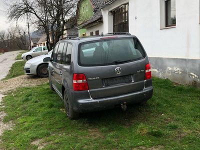 second-hand VW Touran 