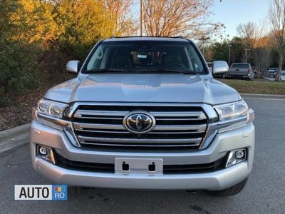 Argintiu Utilizat 2017 Toyota Land Cruiser SUV | 13.596 EUR