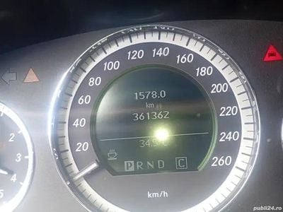 Mercedes E200
