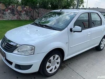 Utilizat 2012 Dacia Logan Berlinǎ | 4.600 EUR (Scump)