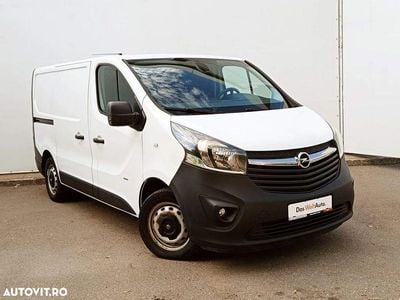 Second-hand Opel Vivaro 145 CP (106 kW) 2017 Alb Monovolum