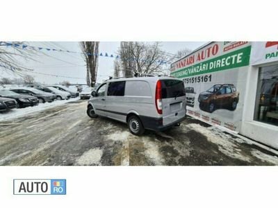 Second-hand Mercedes Vito 122 CP (89 kW) 2005 Argintiu Van
