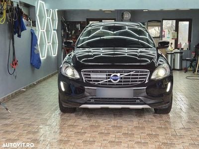 Second-hand Volvo XC60 Ocean Race 215 CP (158 kW) 2015 Culoarenegru SUV