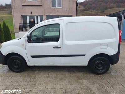 Culoarealb Utilizat 2012 Renault Kangoo Monovolum | 3.200 EUR