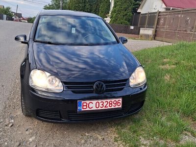 VW Golf V