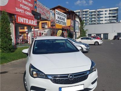 second-hand Opel Astra 2017 Euro 6 impecabil - Navi Mare sch Golf,Dacia,Renault